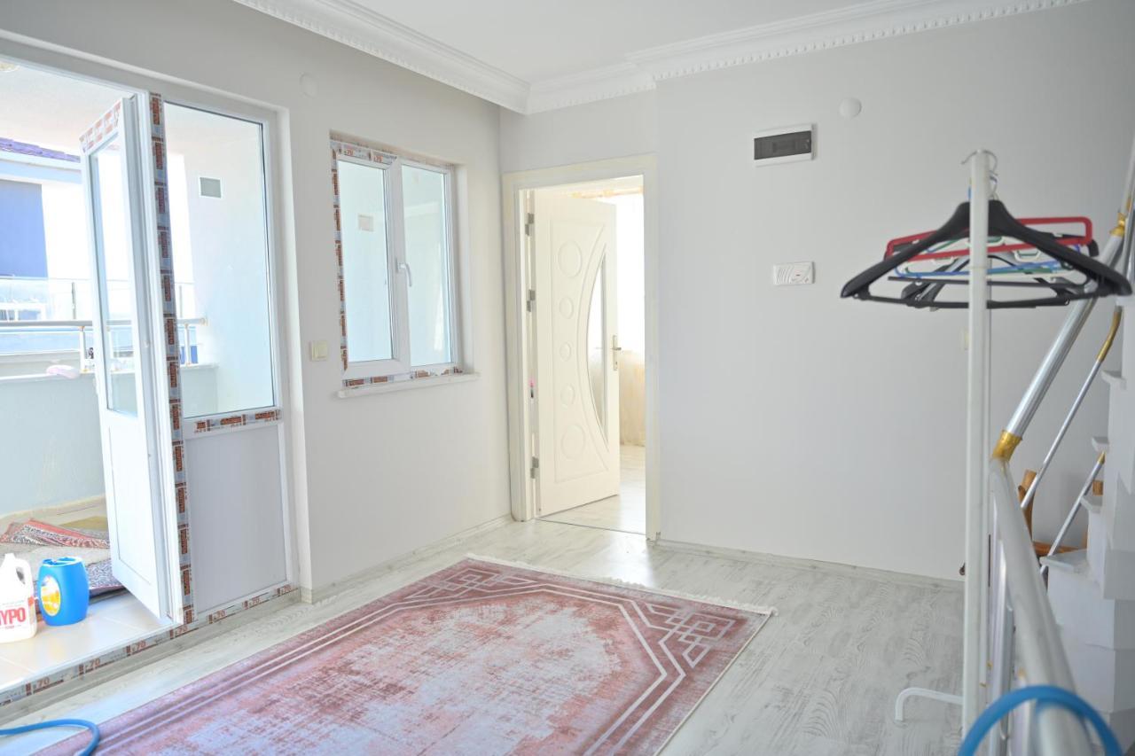 Ahmet Teacher Hotel,6 Minutes From The Airport Arnavutkoy Bagian luar foto