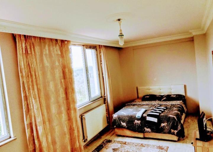 Ahmet Teacher Hotel,6 Minutes From The Airport Arnavutkoy Bagian luar foto
